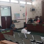 Breaking News!!!!! Dibawah Pengawalan Ketat, Waldi Pembunuh Dosen Erni Jalani Sidang Perdana